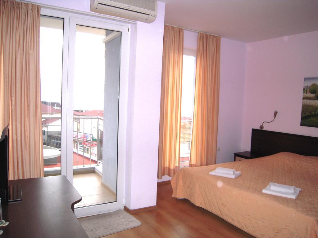 Bona Dea Club Sveti Vlas Phòng bức ảnh
